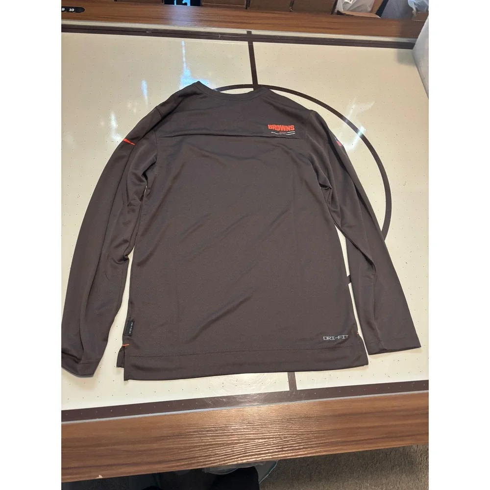 070 Nike NFL Cleveland Browns Dri-FIT Long Sleeve Shirt Brown NS25-12A8-93-6360
